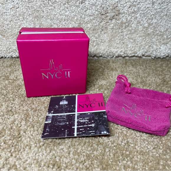 NWT ring - Picture 6 of 6